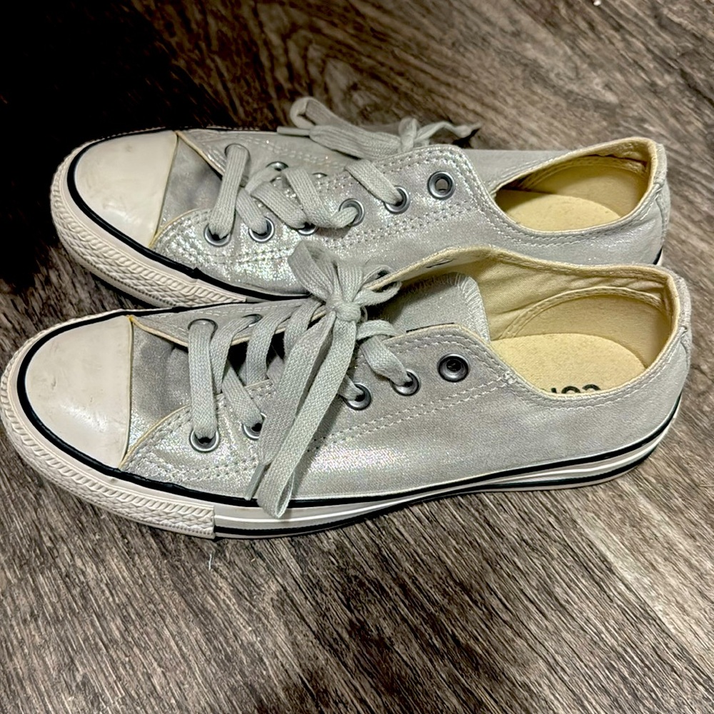 WOMEN'S CONVERSE ALL STAR LOW TOP SNEAKERS size 7.5